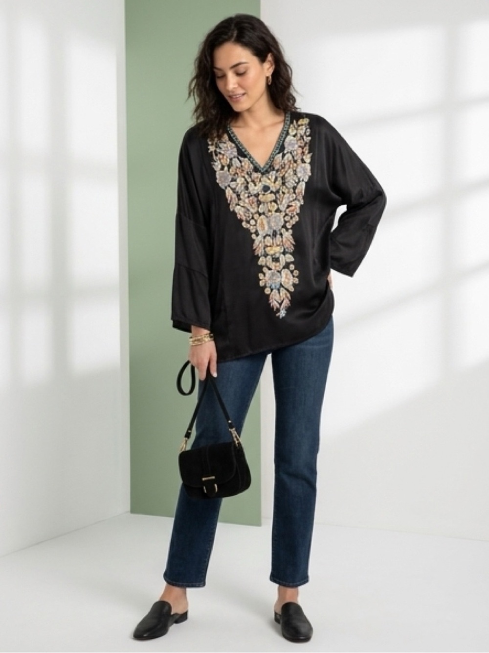NWT Johnny Was - Black Embroidered Tunic Blouse – Boho Chic V-Neck | Flowy Top